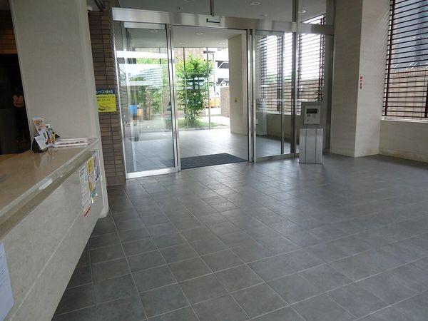 ヴューイスト泉ヶ丘(ロビー)