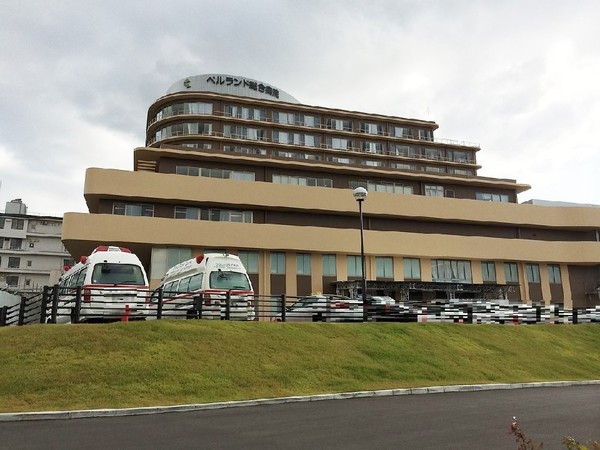 ２号棟(社会医療法人生長会ベルランド総合病院)