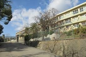 和泉市緑ケ丘２丁目の土地(和泉市立石尾中学校)