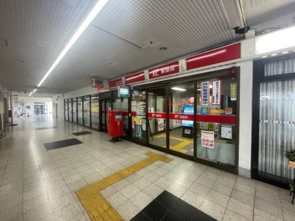 泉北若松台ＡＢ住宅壱号棟(泉北泉ヶ丘郵便局)