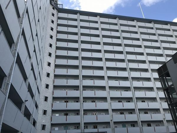 泉北若松台ＡＢ住宅壱号棟