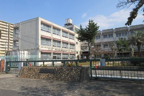 ギャラリーコートハイム新金岡イースト(堺市立光竜寺小学校)