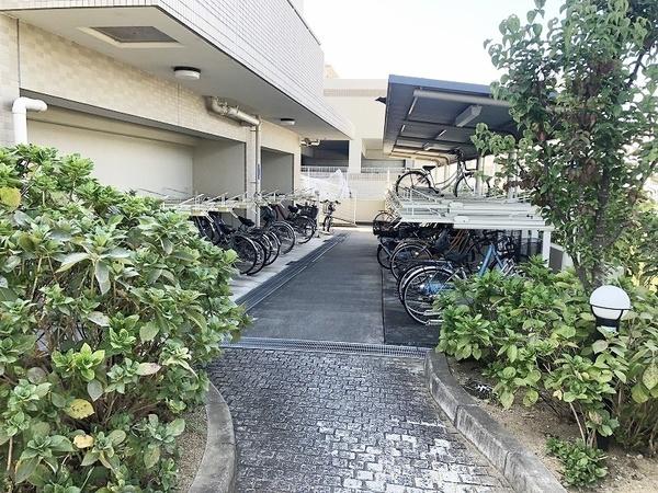 レイズコート原山台