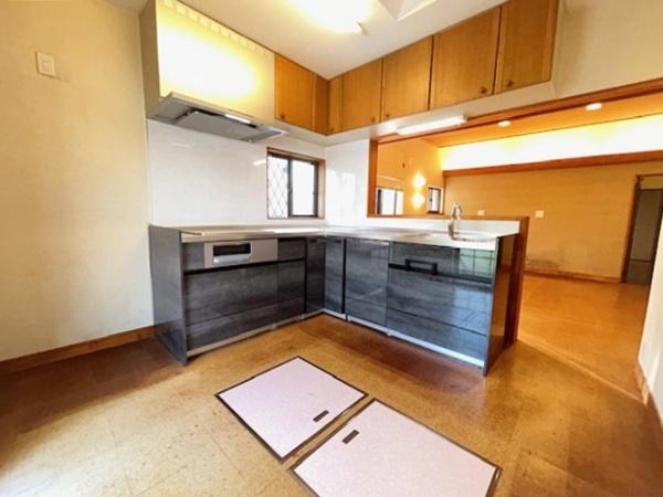 和泉市山荘町１丁目の中古一戸建て