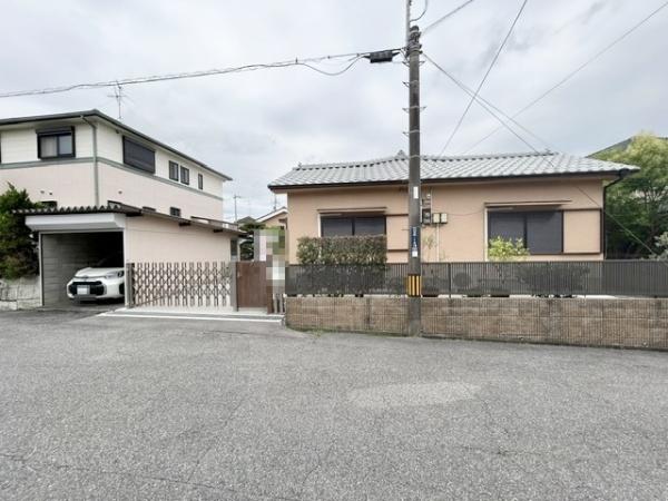 和泉市山荘町１丁目