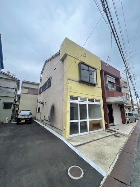 岸和田市下池田町３丁目の店舗付住宅