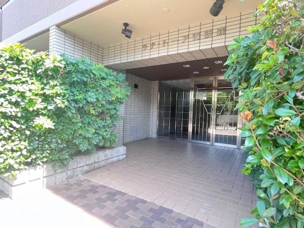 ラナ・トーア諏訪森