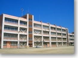 レジデンス羽衣ガーデンスクエア(高石市立羽衣小学校)