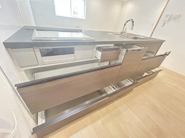 堺市西区浜寺石津町西４丁
