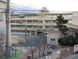 堺市東区日置荘西町５丁(堺市立日置荘西小学校)