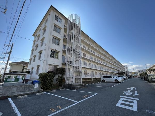 和泉府中ハウスA棟