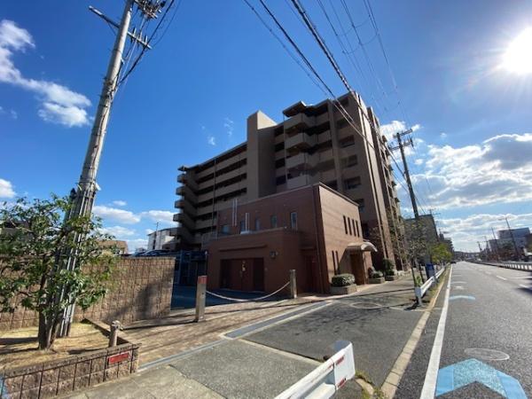 ファミール羽衣公園前