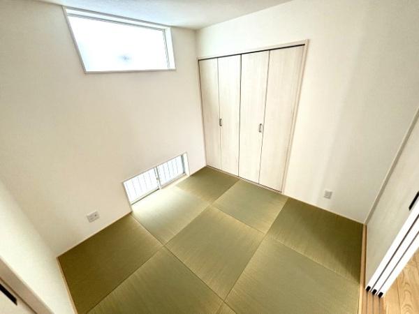 橿原市曲川町5丁目　1期2号棟　新築戸建