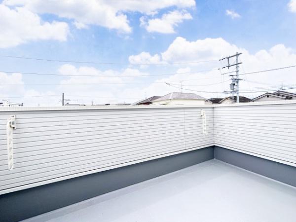 橿原市曲川町5丁目　1期2号棟　新築戸建