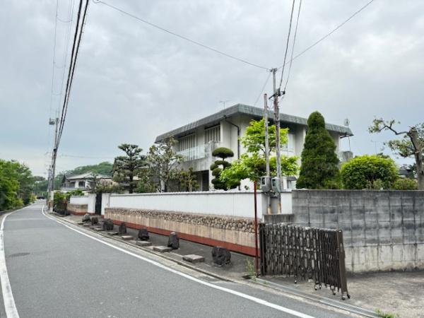 生駒郡斑鳩町龍田西４丁目の土地