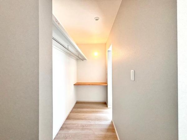 橿原市曲川町3丁目　4号棟　新築戸建