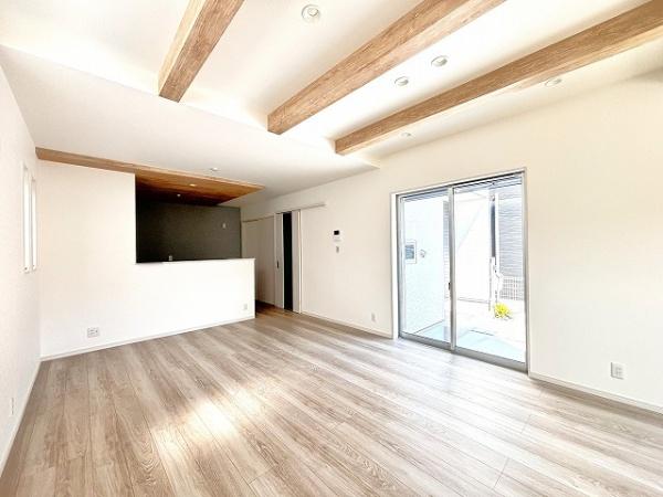 桜井市安倍木材団地1丁目　2号棟　新築戸建