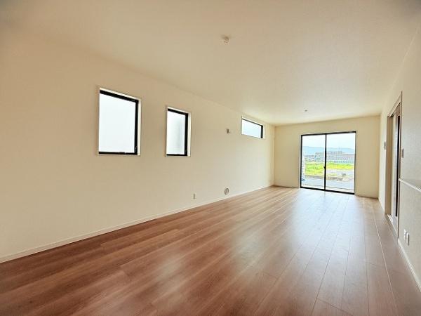 橿原市田中町3期　2号棟　新築戸建