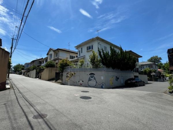 北葛城郡上牧町松里園１丁目の中古一戸建て