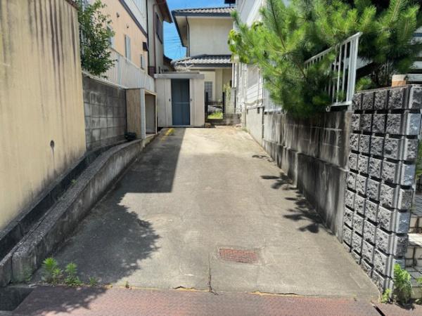 北葛城郡上牧町松里園１丁目の中古一戸建て