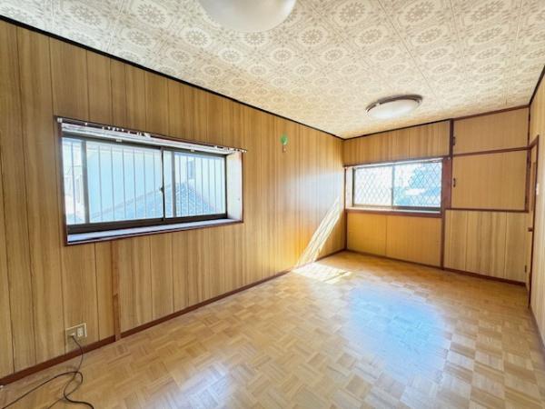北葛城郡上牧町松里園２丁目の中古一戸建て