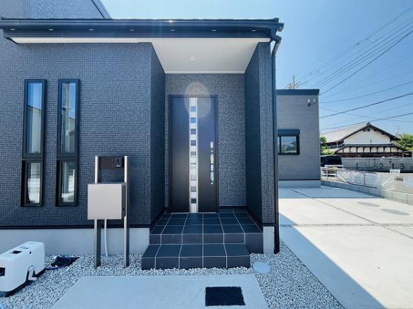 大和高田市西坊城８期　１号棟　新築戸建