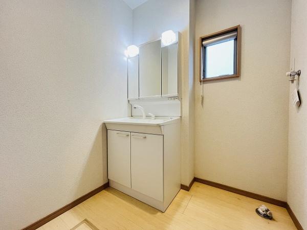 北葛城郡広陵町大字三吉の中古一戸建て