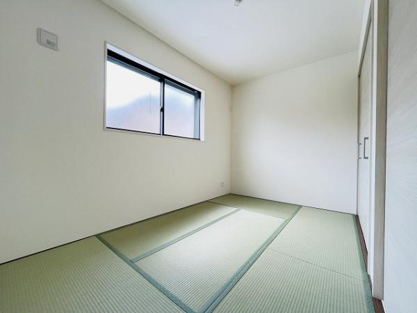 川西町結崎18期　2号棟　新築戸建