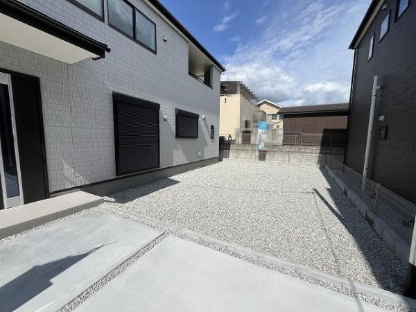 川西町結崎18期　3号棟　新築戸建