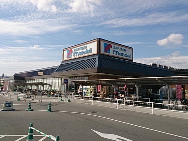 斑鳩町興留2丁目 2号棟(万代 法隆寺店)