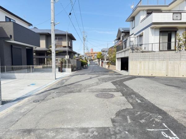 北葛城郡第3王寺町葛下　2号棟