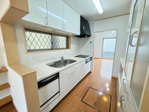 香芝市鎌田　中古戸建