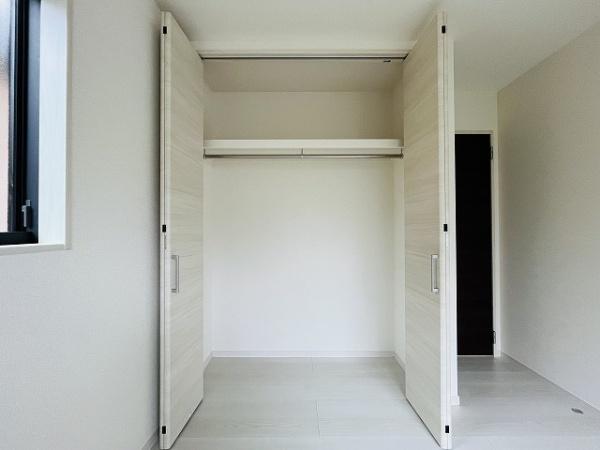 葛城市林堂２期　１号棟　新築戸建