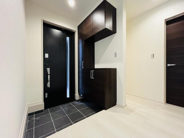 葛城市林堂２期　１号棟　新築戸建