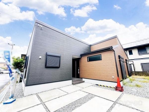 葛城市林堂２期　１号棟　新築戸建