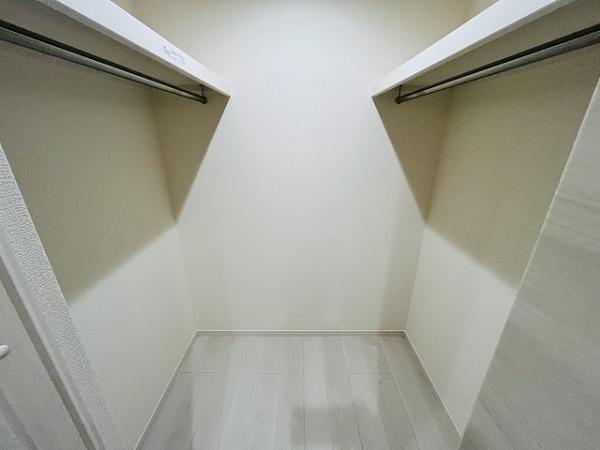 葛城市林堂２期　１号棟　新築戸建