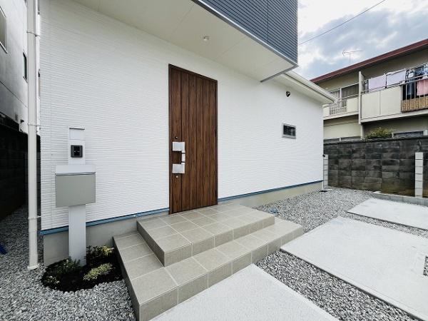 橿原市石原田町　新築戸建