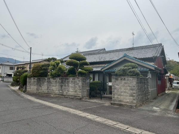 御所市元町　売倉庫・住宅付き土地