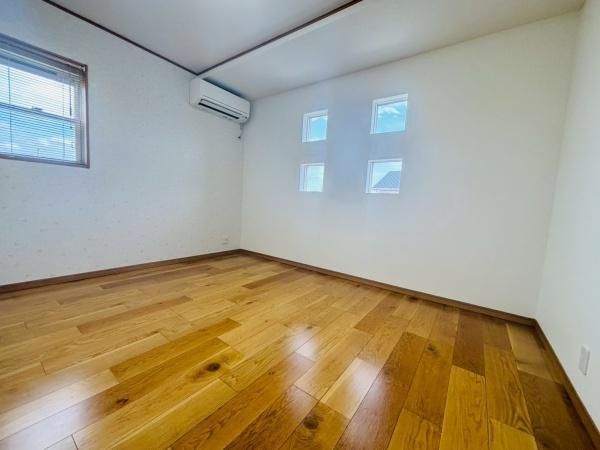 葛城市北花内の中古一戸建て