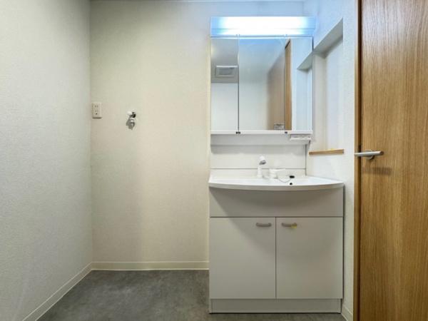 香芝市磯壁3丁目　中古戸建