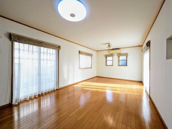 香芝市藤山1丁目　中古戸建