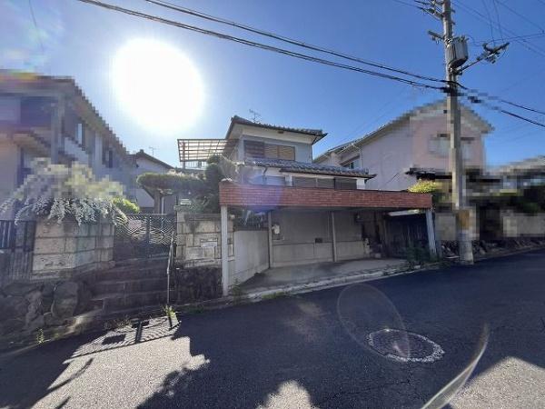 橿原市菖蒲町４丁目の土地