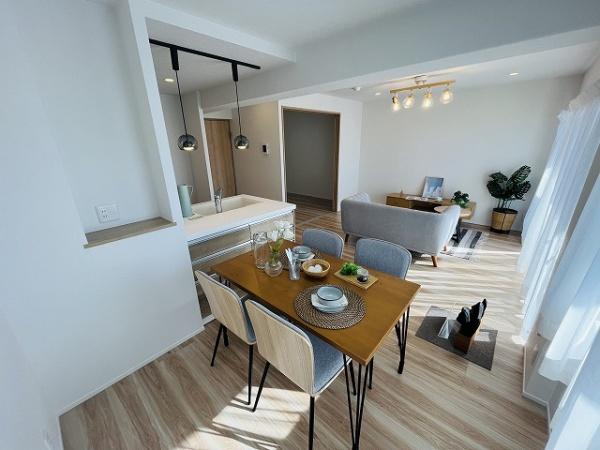 コスモ大和高田(リビング)