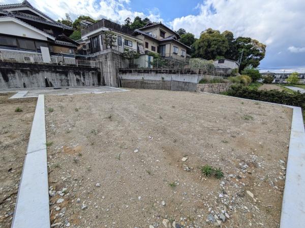 香芝市尼寺２丁目の土地