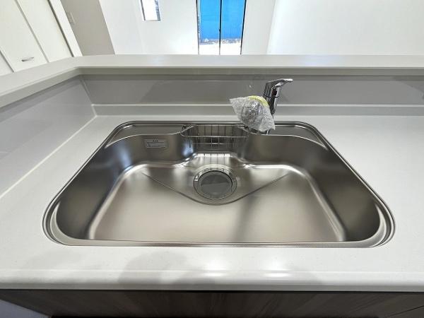 大和高田市曽大根２丁目　3号棟　新築戸建
