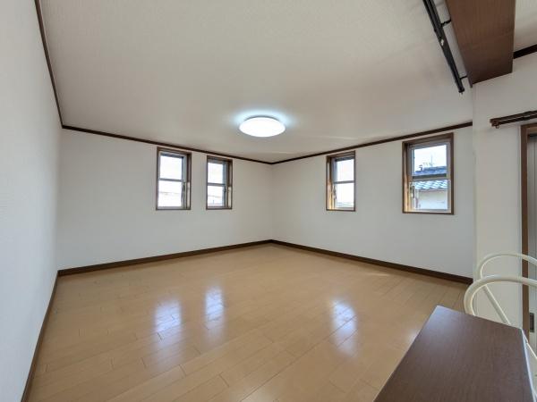 香芝市良福寺の中古一戸建て