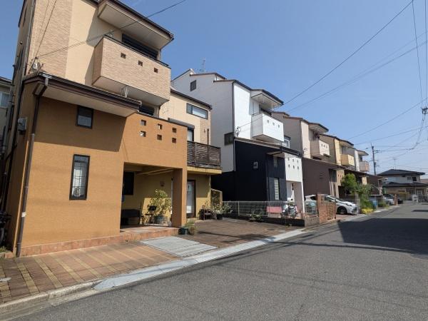北葛城郡河合町彩りの社　中古戸建