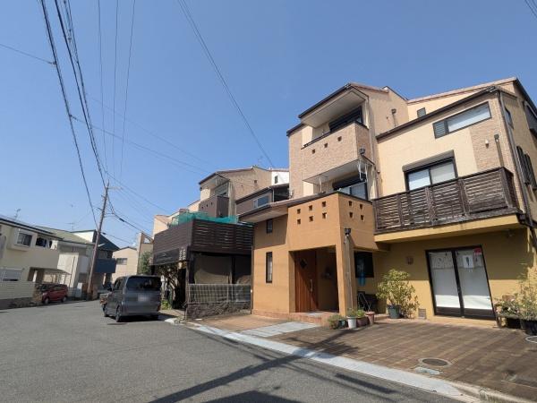 北葛城郡河合町彩りの社　中古戸建