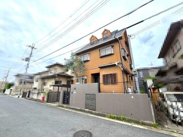 橿原市北妙法寺町の中古一戸建て