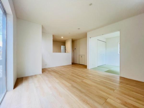 橿原市小房町　新築戸建